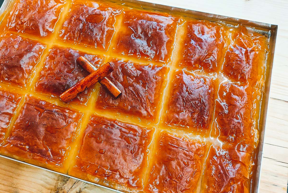 Galaktoboureko - Greek custard pie with syrup