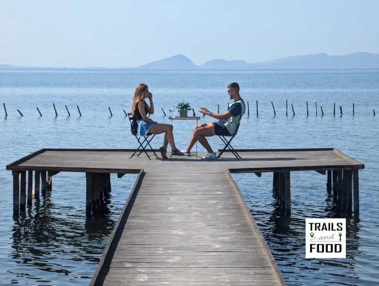 Η προβλήτα στην παραλία της Τουρλίδας.